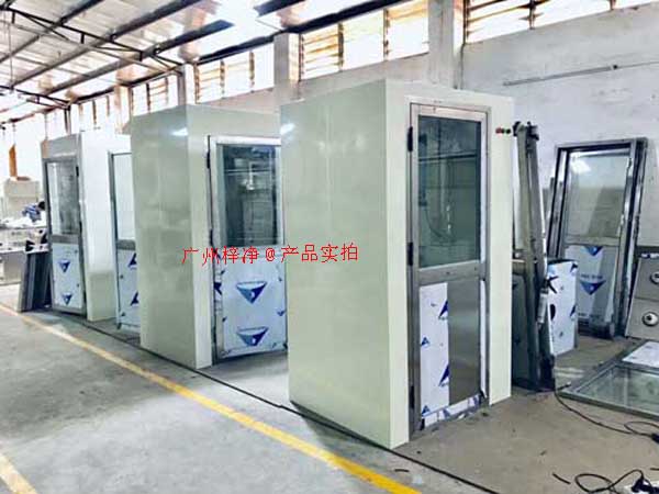 在工業生產過程中，風淋室作為一種重要的凈化設備